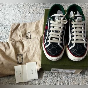 GUCCIBlue Denim GG 'Gucci Tennis 1977' Sneakers